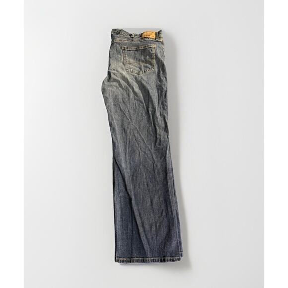 Signature By Levi Strauss Gold Men Relaxed Fit Medium Wash Jeans Size 46x30 - Picture 1 of 10